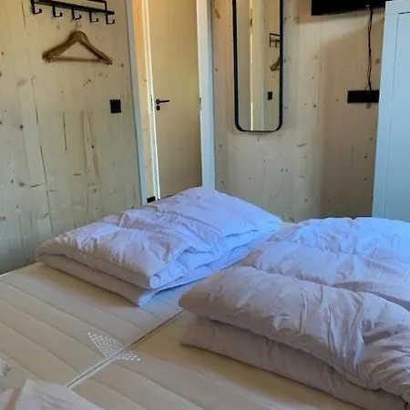 Luxe Vakantielodge In Aan Zee *